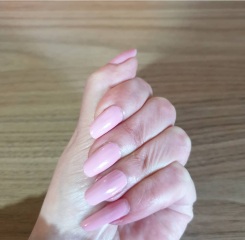 If you have really REALLY long fingernails