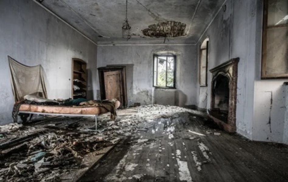 Can I see your bedroom...?