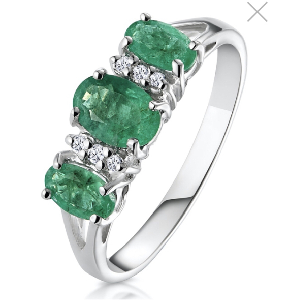 Show me your engagement and wedding ring please!