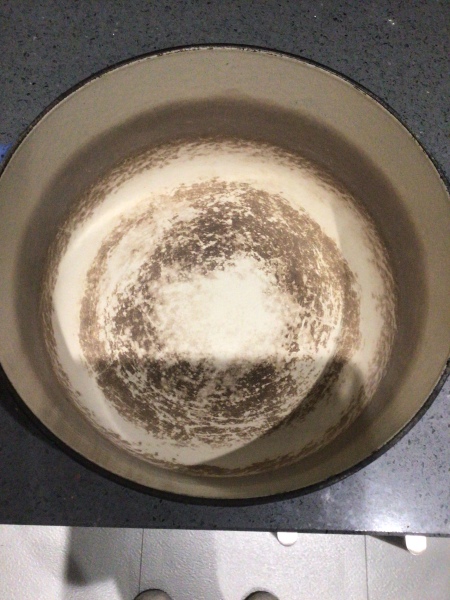 Le Creuset casserole dish - help needed!