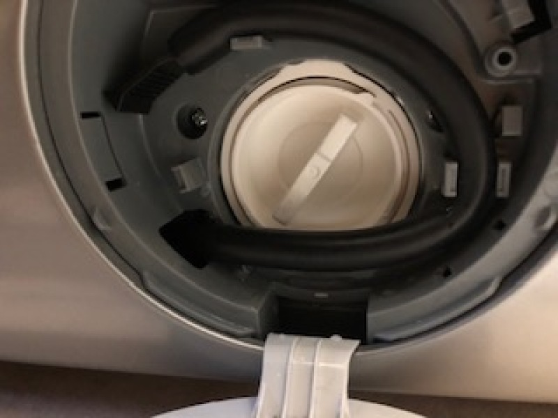 Washing machine filter (photo attached) help please !