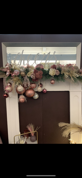 Hanging large baubles on something other than a tree