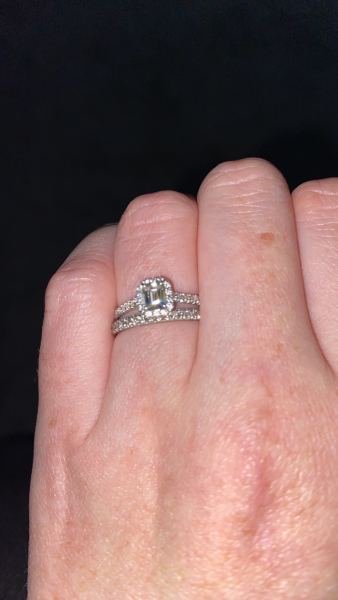 Show me your engagement and wedding ring please!