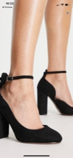 Les Parisiennes des Mamansnet: Always Have a Ball Gown at the Ready in Celebration of Your Enemy's Demise