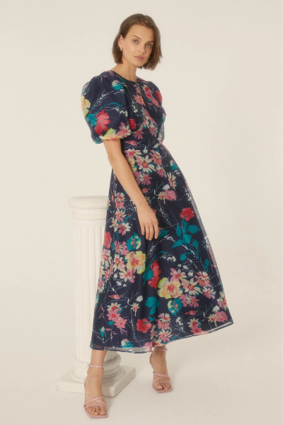 Personal shopper/stylist- AMA autumn winter edition