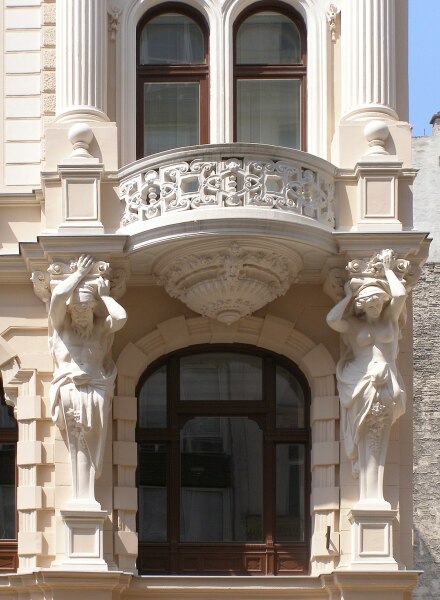 Move to Hungary - Budapest midterm rental?