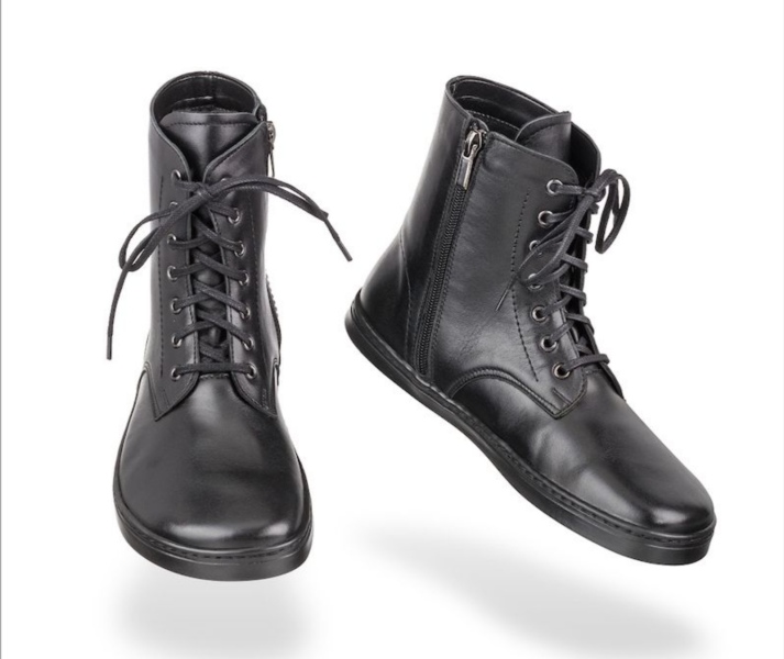 What are your favourite black laced boots? 