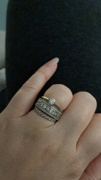 Show me your engagement and wedding ring please!