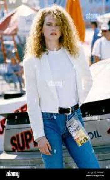 Les Parisiennes des Mamansnet: Always Have a Ball Gown at the Ready in Celebration of Your Enemy's Demise