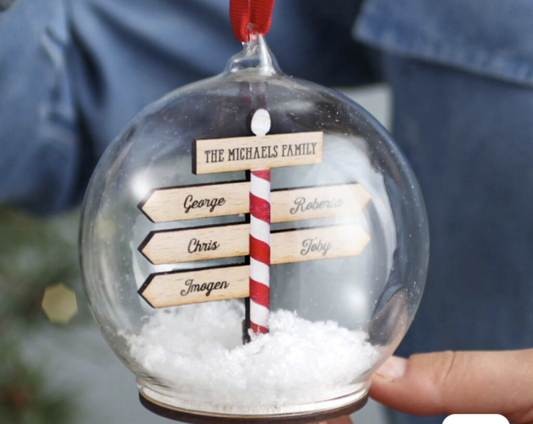 Personalised Xmas bauble for 12 people!