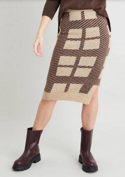 Knitted midi skirts