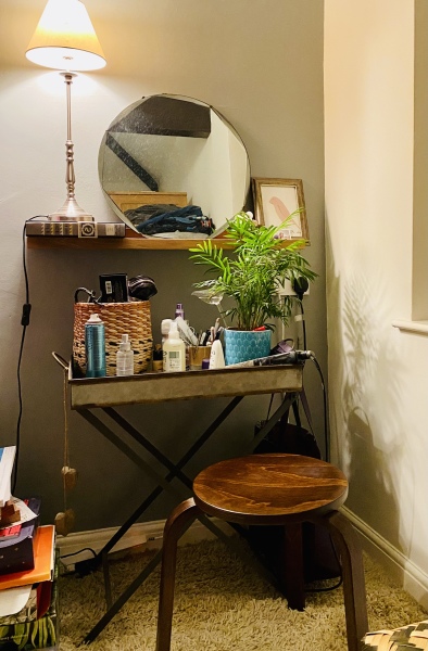 To ask you to show me your Dressing table