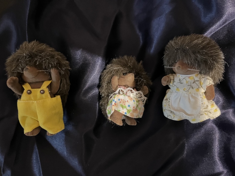 Sylvanian Families Hedgehog Family