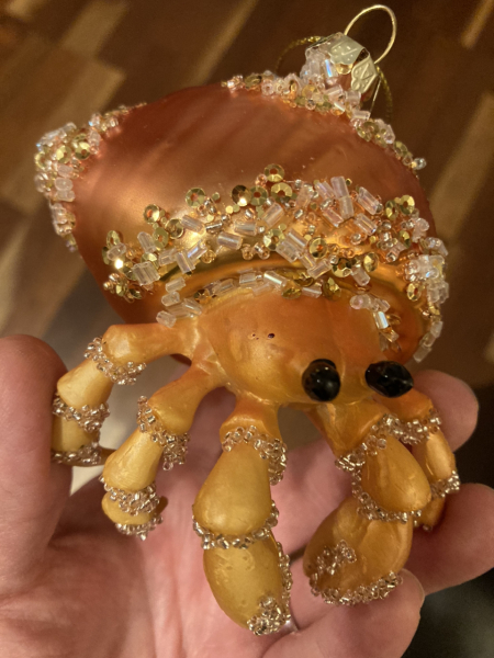 Does anyone have the Paperchase hermit crab Christmas tree decoration they’d like to sell me??