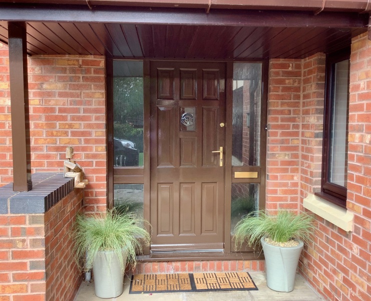 Colour for new front door - would I be mad to have cream? 