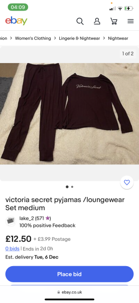 Anyone own this Victoria secret lounge set? If so can I pick your brains? 😁