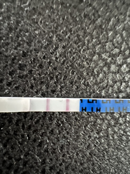 5dpo and started bleeding HELP! 