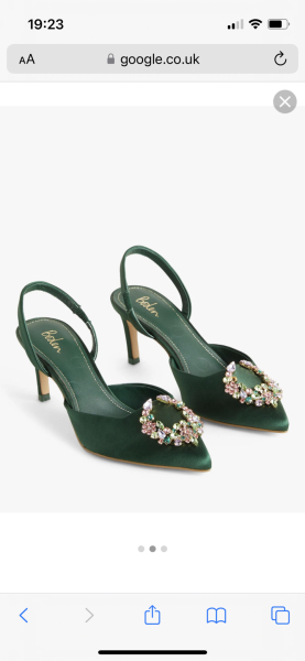 Help me find some coral shoes