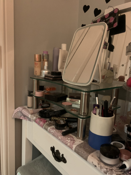 To ask you to show me your Dressing table