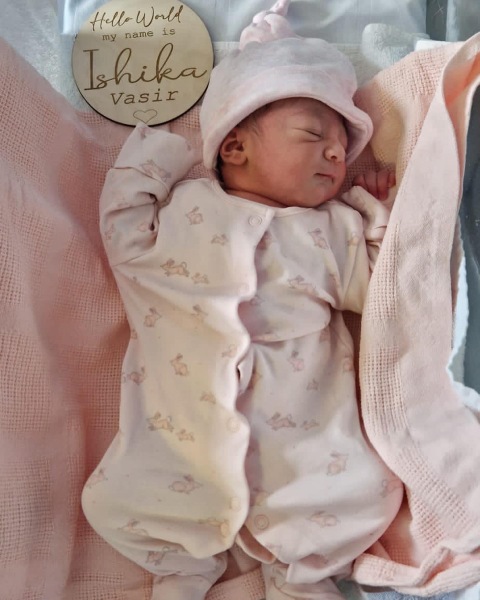 BFPs after IVF - navigating pregnancy - pt 2!