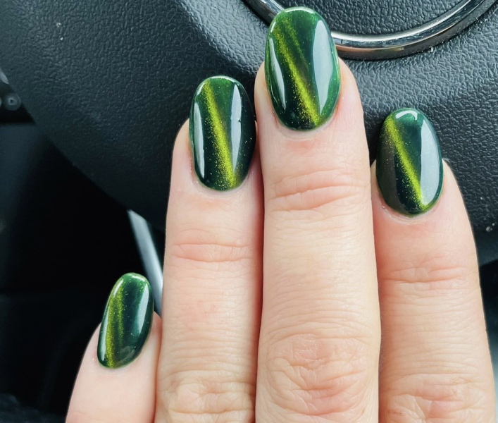 What colours are your Christmas nails going to be? 