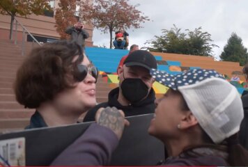Standing for women - Portland rally cancelled over violent threats