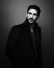 Swagger Inn 173 - Winter is coming, wrap up in someone warm.