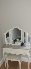 To ask you to show me your Dressing table
