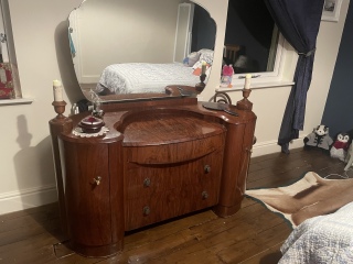 To ask you to show me your Dressing table