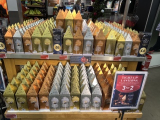 Thread 15 - the one where we broke Amazon 