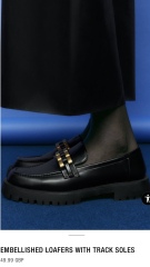 Stylish black, flat, comfy going out shoes!