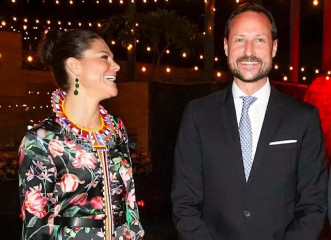 Royal Style: Charles and his wee boots, and please - plenty of (Preloved) bling!  