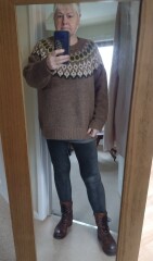 Toasties : Leafy walks and Winter woollies .. Autumn arrives!