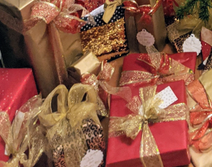 Christmas Wrapping Thread