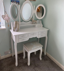 To ask you to show me your Dressing table
