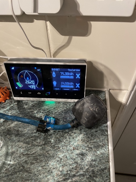 Better to keep heating on constant ambient temperature or flick on when needed?