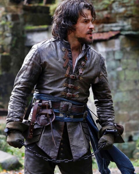 Swagger Inn 173 - Winter is coming, wrap up in someone warm.