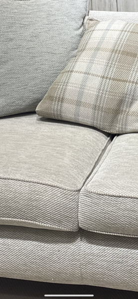 New couch - what wallpaper to match?