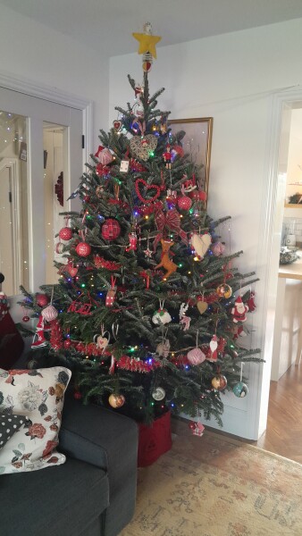 Christmas tree decorating. Is there a method to your madness?