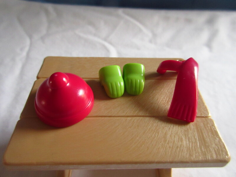 It's the start of advent for the Playmobil people in our house...