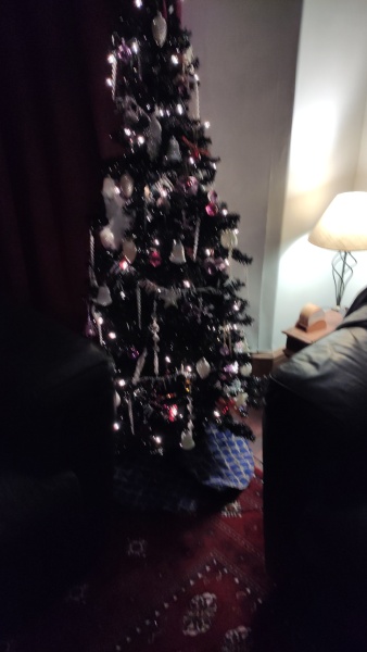 Show me your Christmas tree / decorations please. In need of inspiration