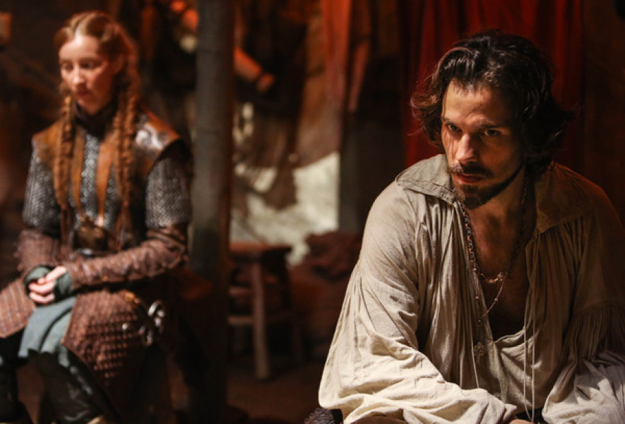 Swagger Inn 173 - Winter is coming, wrap up in someone warm.