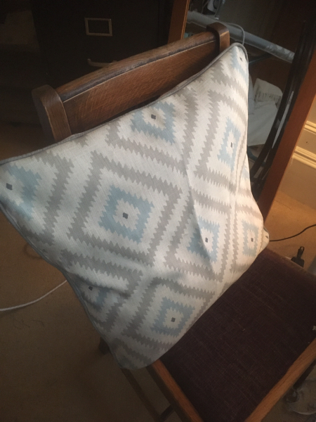Please help me choose cushions