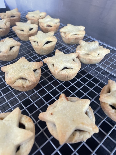 The Christmas Chronicles by Nigel Slater. Read Along Thread 2022 PART 2