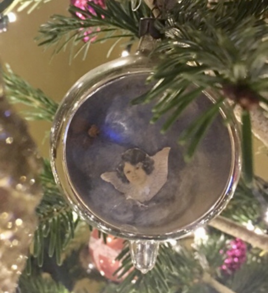 Show me your favourite bauble