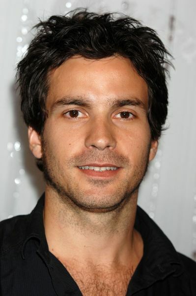 Swagger Inn 173 - Winter is coming, wrap up in someone warm.