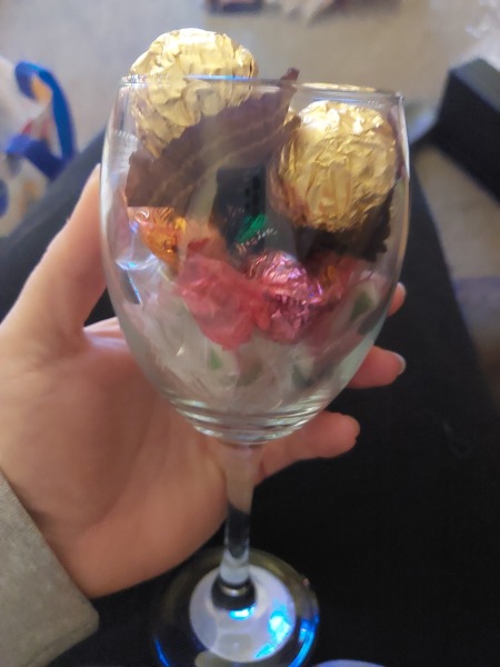 The shit Christmas presents of 22 thread.