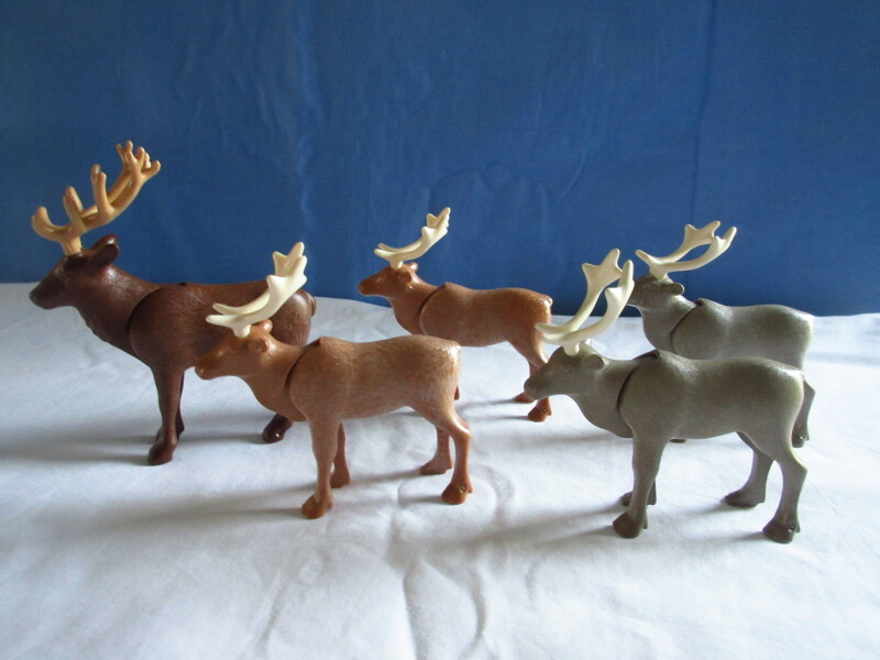 It's the start of advent for the Playmobil people in our house...