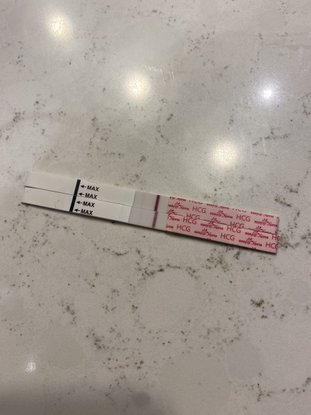 Line eyes 9dpo 