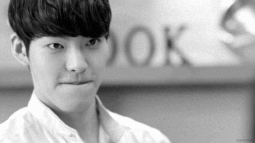 MsLatté’s Daebak Cybercafé (Kdrama addicts #36): The one where gluten-free and baguettes stopped being about baked goods. Best leave it at that.